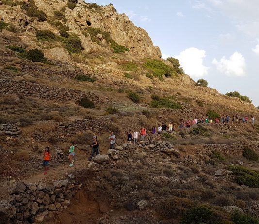 Πεζοπορία στο Σκιάδι Δευτέρα 13-7-18 στις 18:45 Walking to Skiadi on Monday July 7 18:45