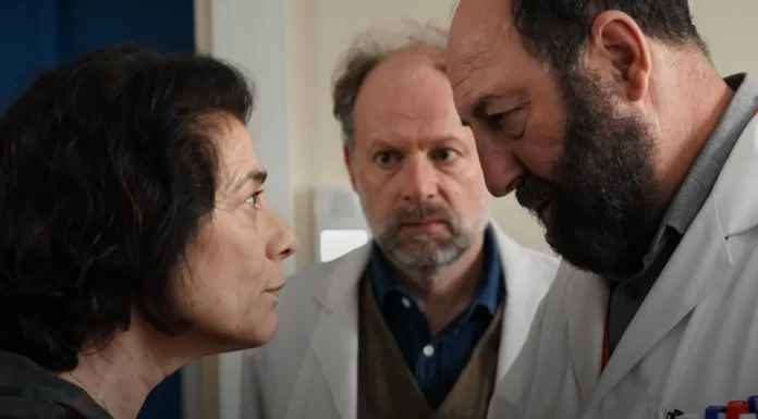 Ο Cine Καλησπερίτης παρουσιάζει την ταινία, «Η Τελευταία Πνοή» του Κώστα Γαβρά, στο Μεσαιωνικό Κάστρο Κιμώλου την Κυριακή 14/9/25 στις 21:00 μ.μ.